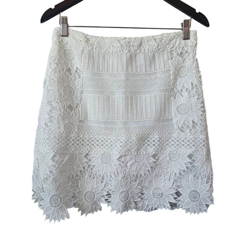 Topshop White Floral Lace Mini Skirt Size 8 | Romantic Crochet Detail - Picture 7 of 7
